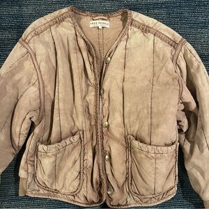 Free people button down quilted jacket